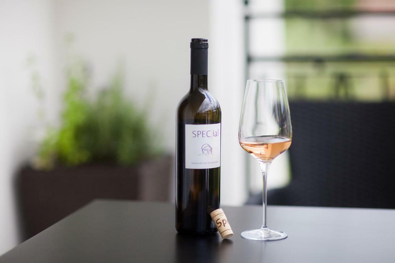 Design & Wine Vila Special Bled Exterior foto